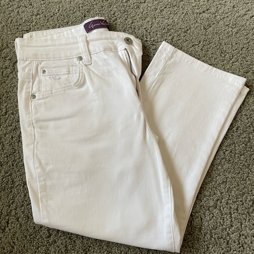 Gloria Vanderbilt white capris size 6p